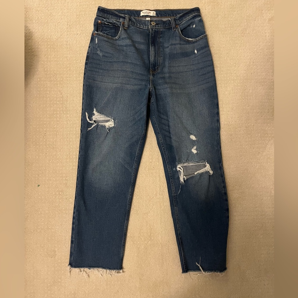 Abercrombie Ultra High Rise Straight Jean